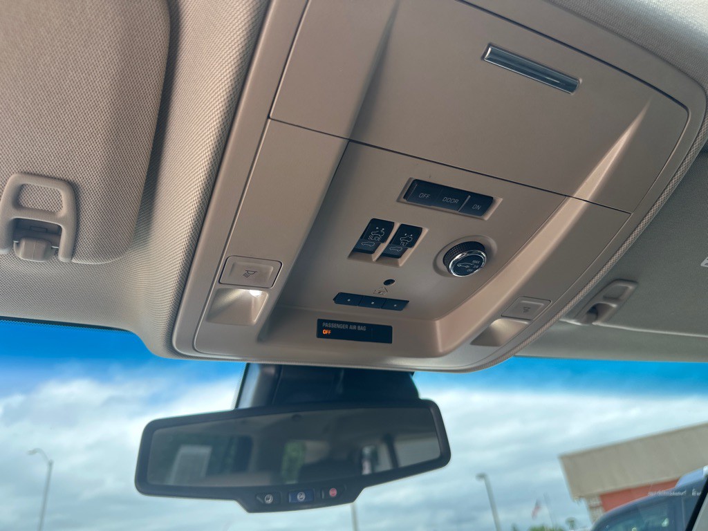 2015 Chevrolet Tahoe Image 30