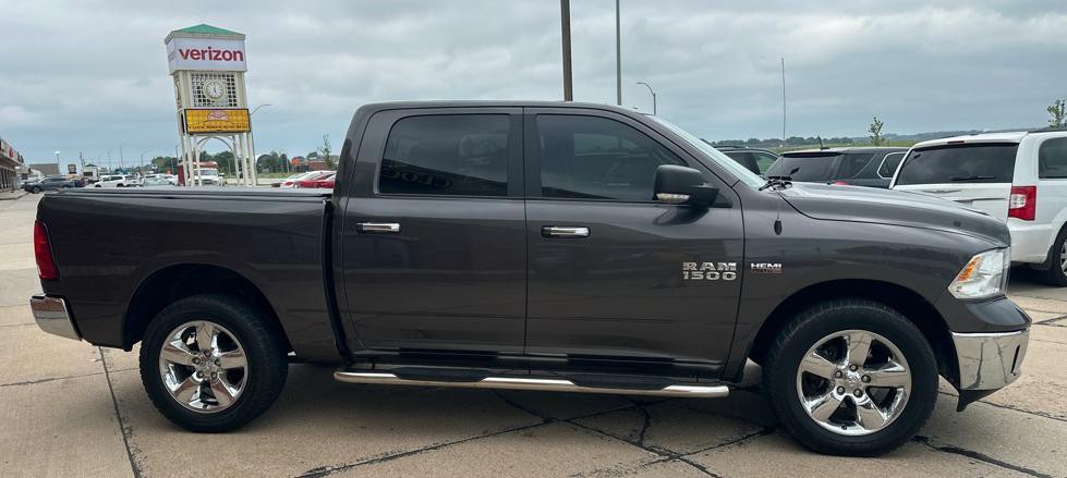 2017 RAM 1500 Image 5