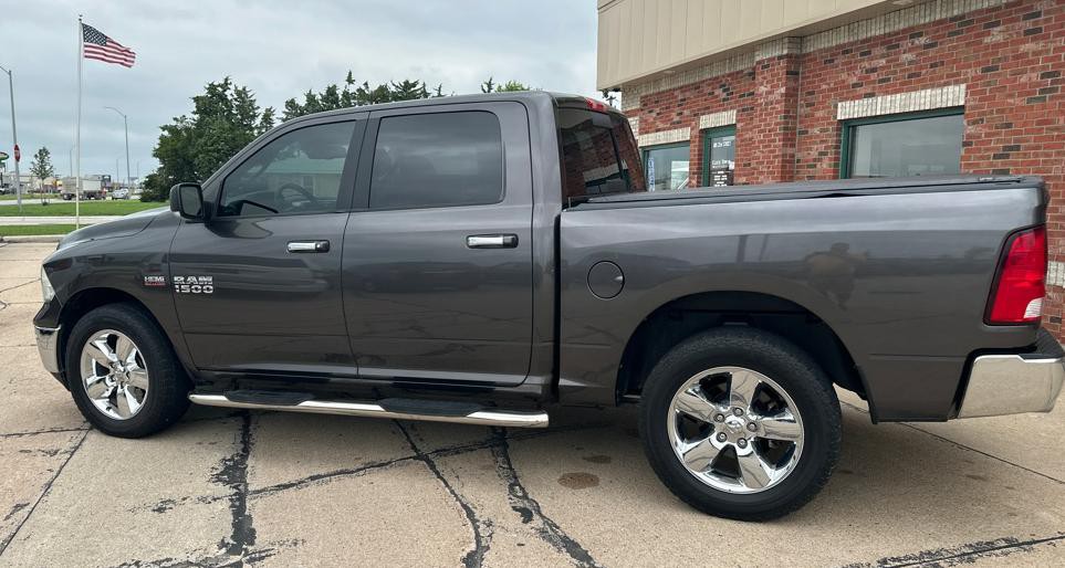 2017 RAM 1500 Image 9