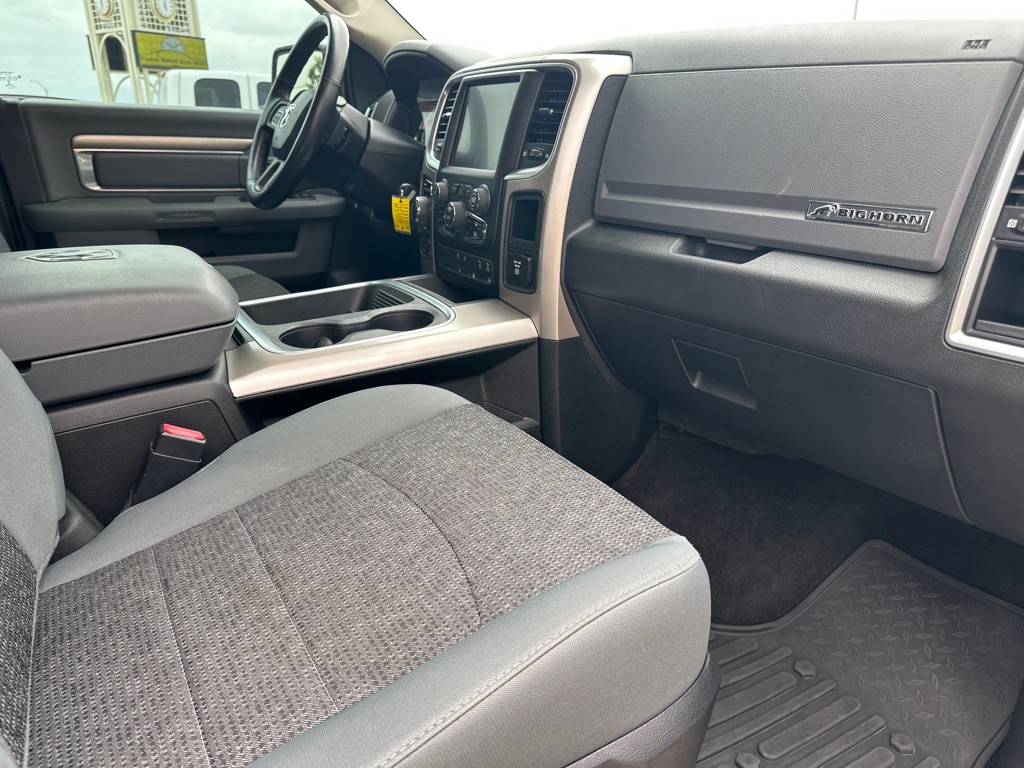 2017 RAM 1500 Image 11