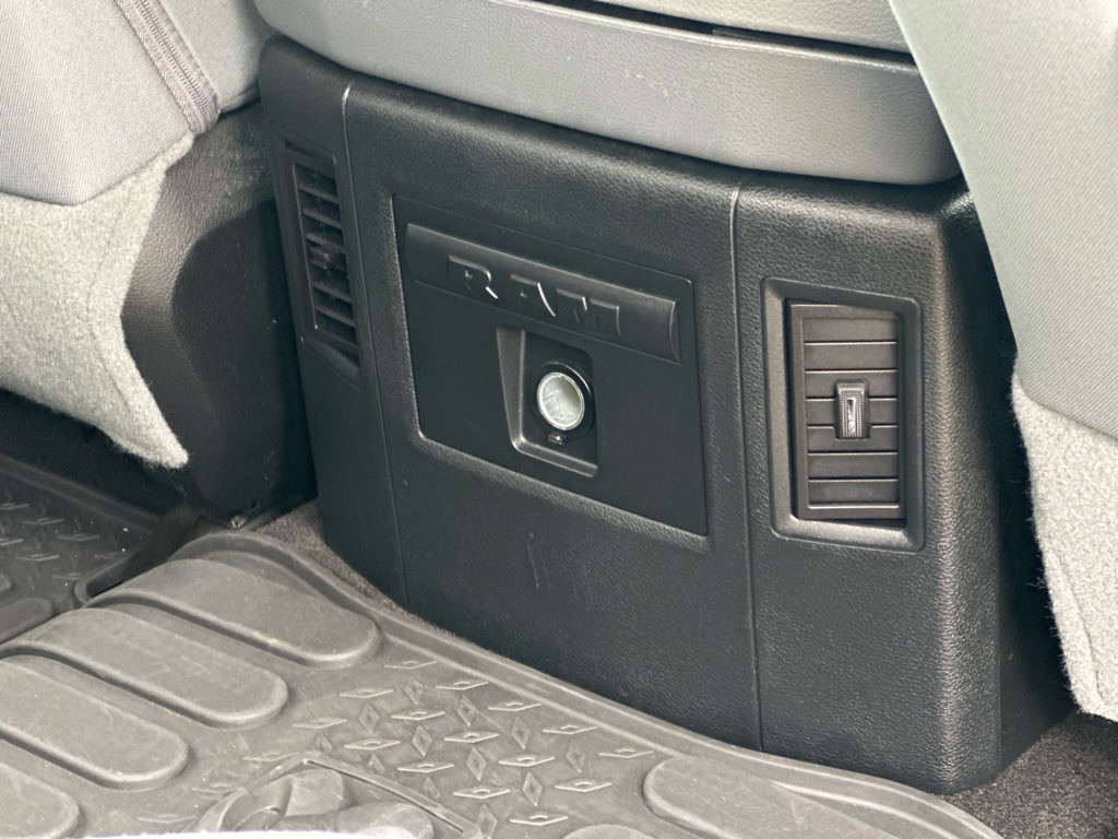2017 RAM 1500 Image 15