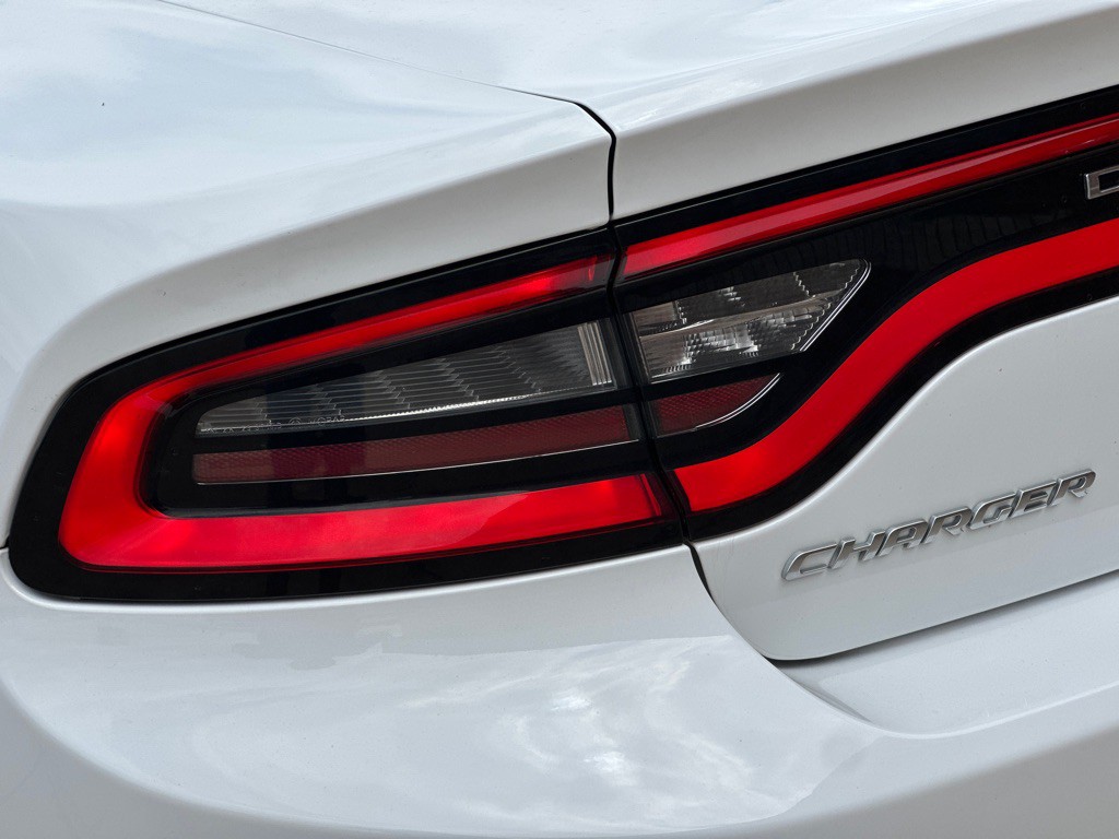 2019 Dodge Charger Image 14