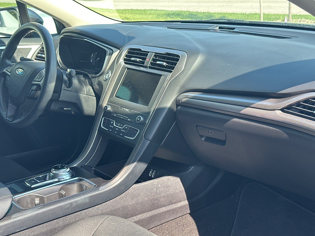 2019 Ford Fusion Image 9