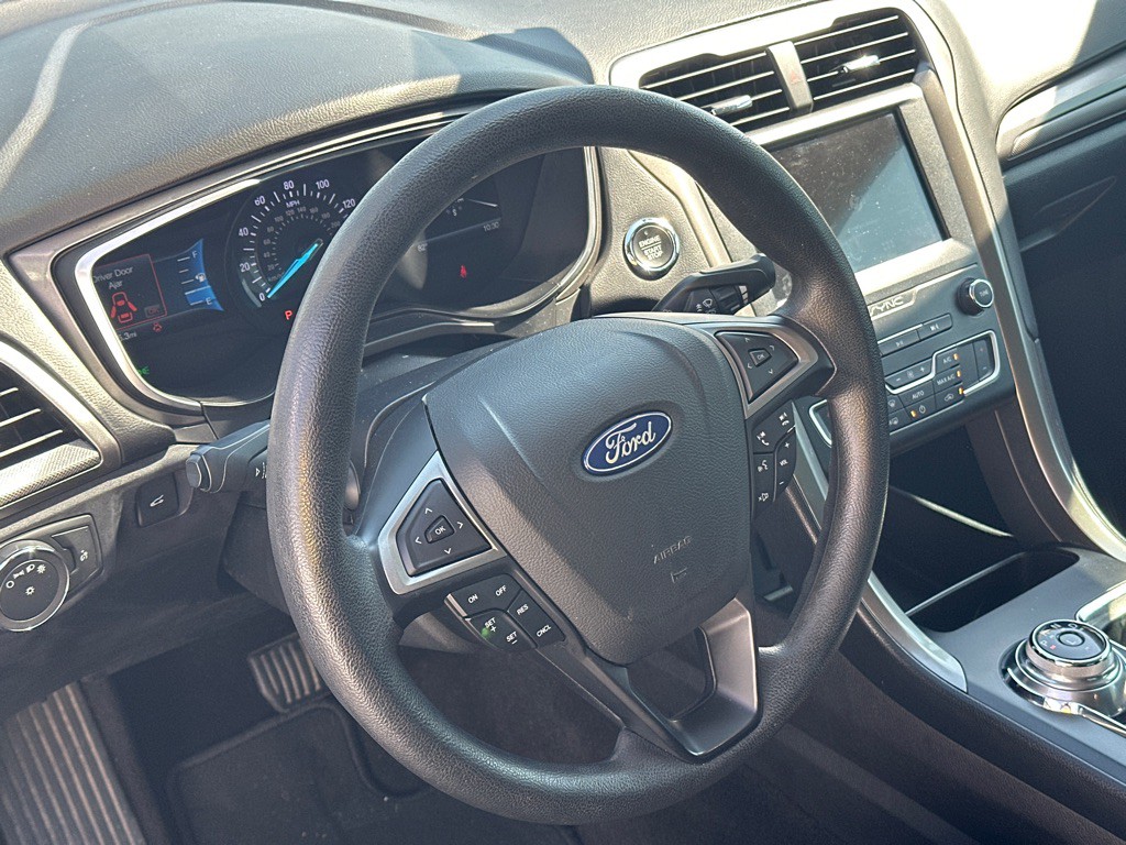 2019 Ford Fusion Image 16