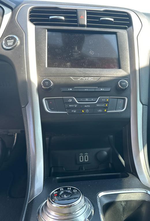 2019 Ford Fusion Image 19