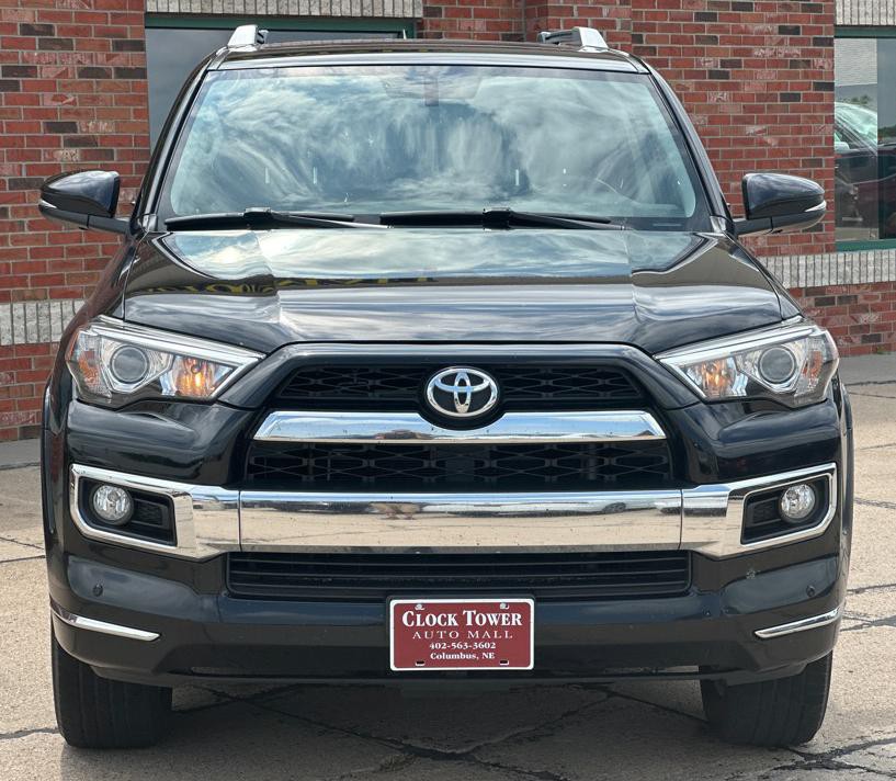 2016 Toyota 4Runner Image 2