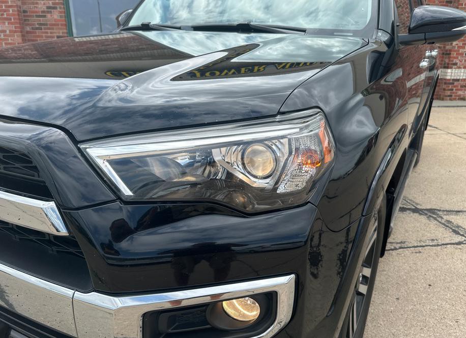 2016 Toyota 4Runner Image 4