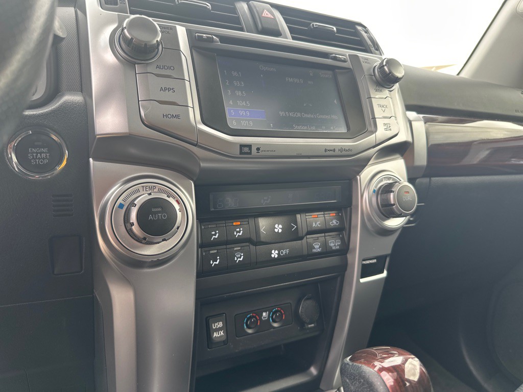 2016 Toyota 4Runner Image 21