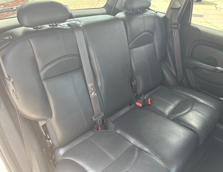 2004 Chrysler PT Cruiser Image 13