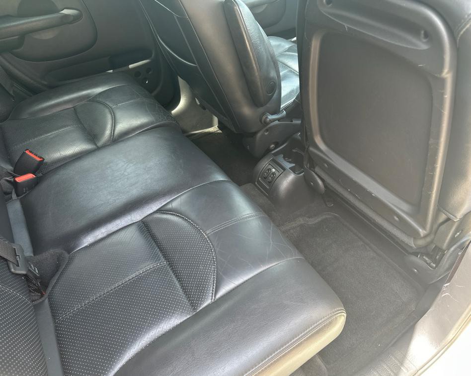 2004 Chrysler PT Cruiser Image 14