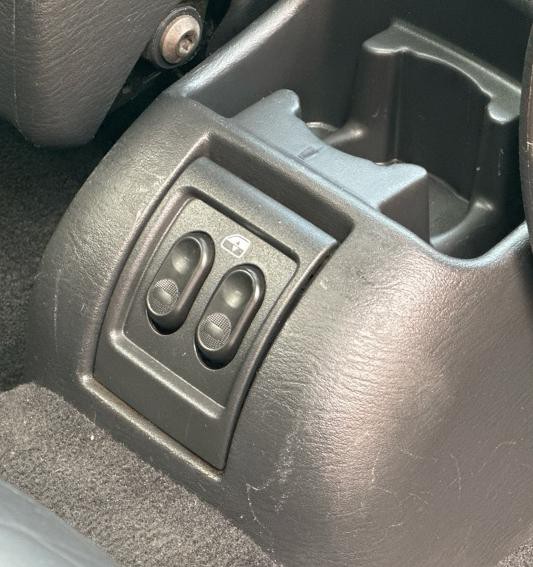 2004 Chrysler PT Cruiser Image 15