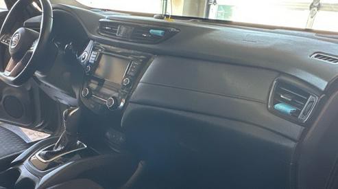 2019 Nissan Rogue Image 14