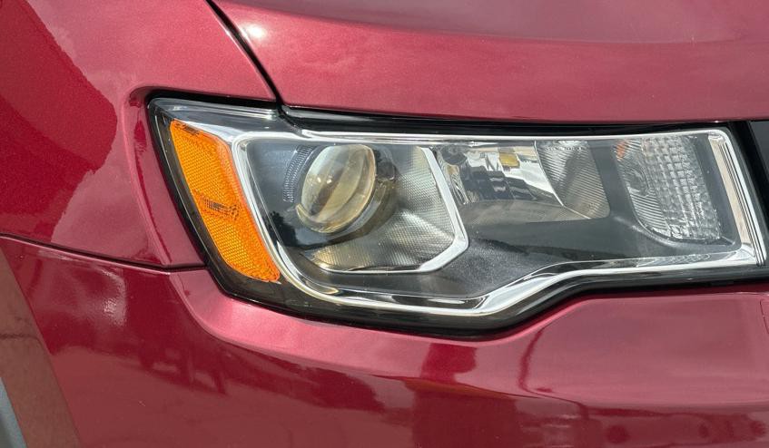 2021 Jeep Grand Cherokee Image 4