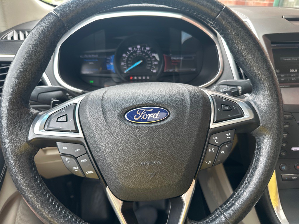 2015 Ford Edge Image 22