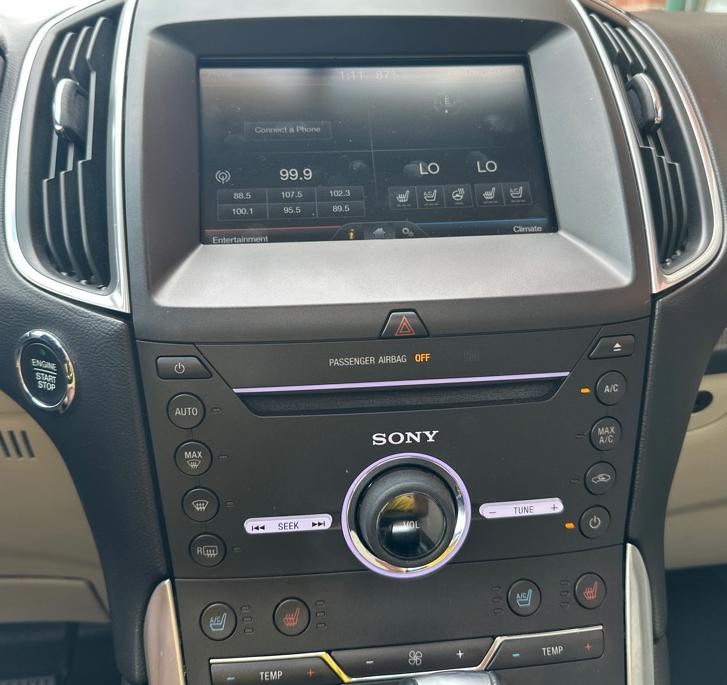 2015 Ford Edge Image 24