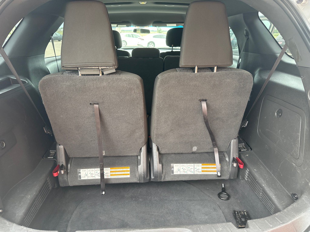 2013 Ford Explorer Image 11