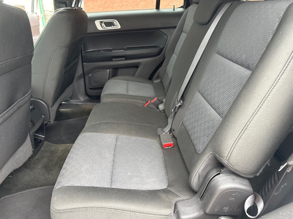 2013 Ford Explorer Image 12