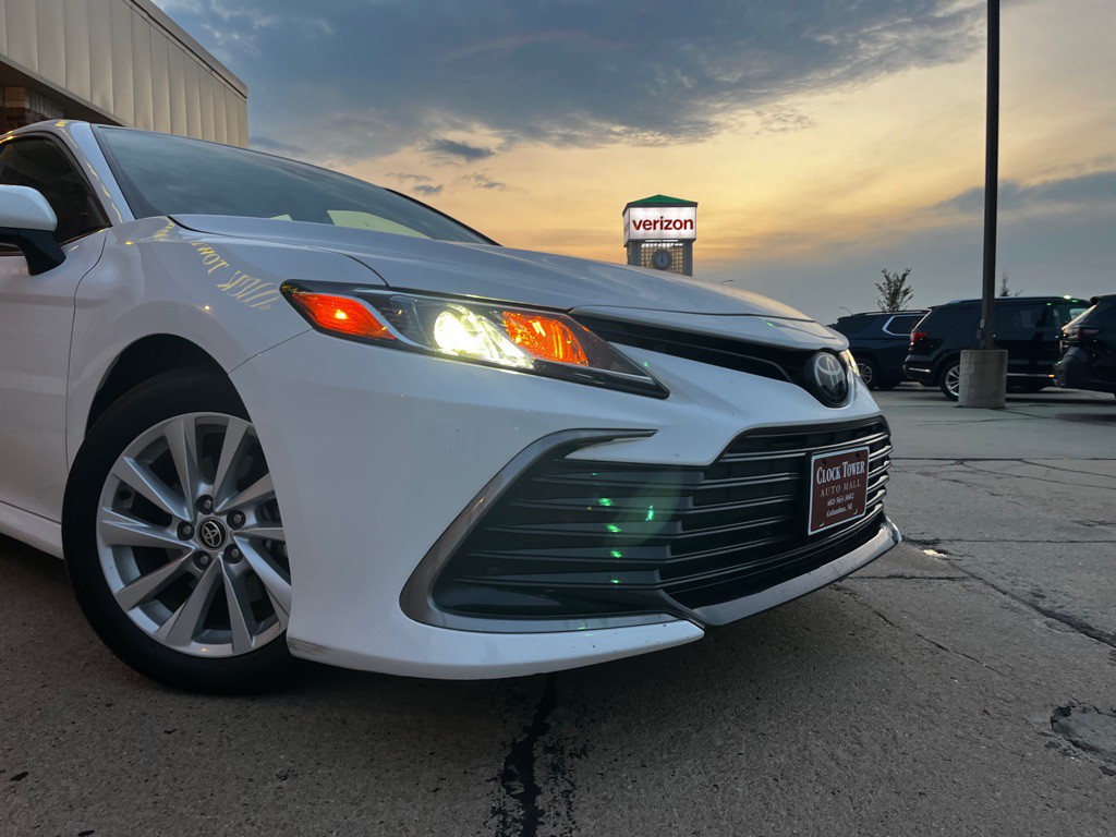 2024 Toyota Camry Image 2