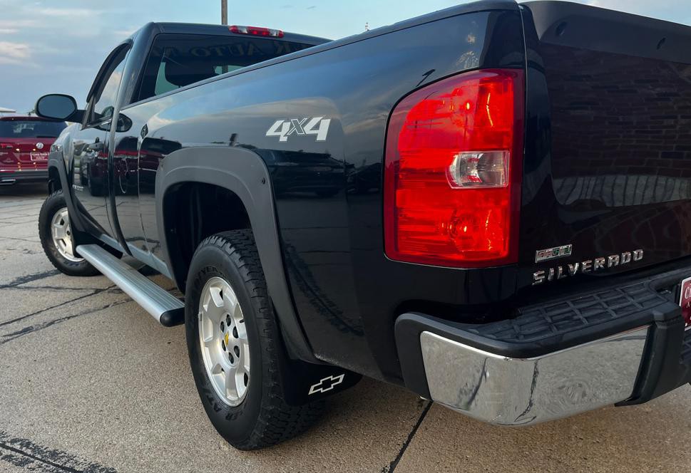 2011 Chevrolet Silverado 1500 Image 4