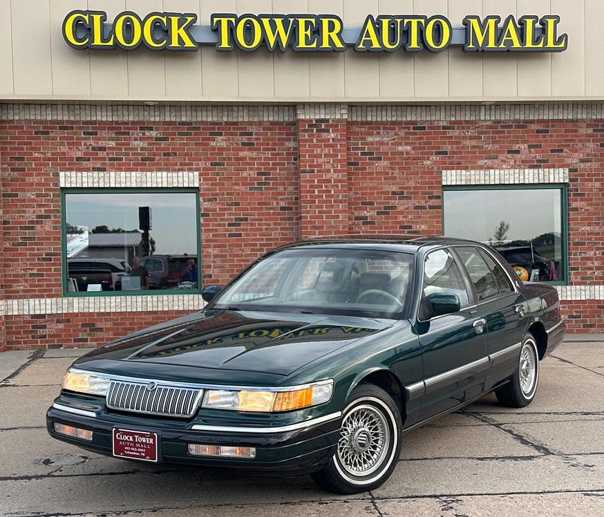 1993 Mercury Grand Marquis Image 1