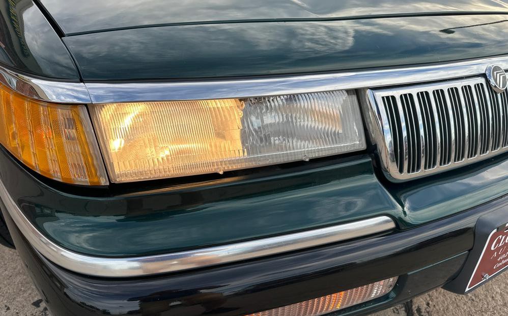 1993 Mercury Grand Marquis Image 4