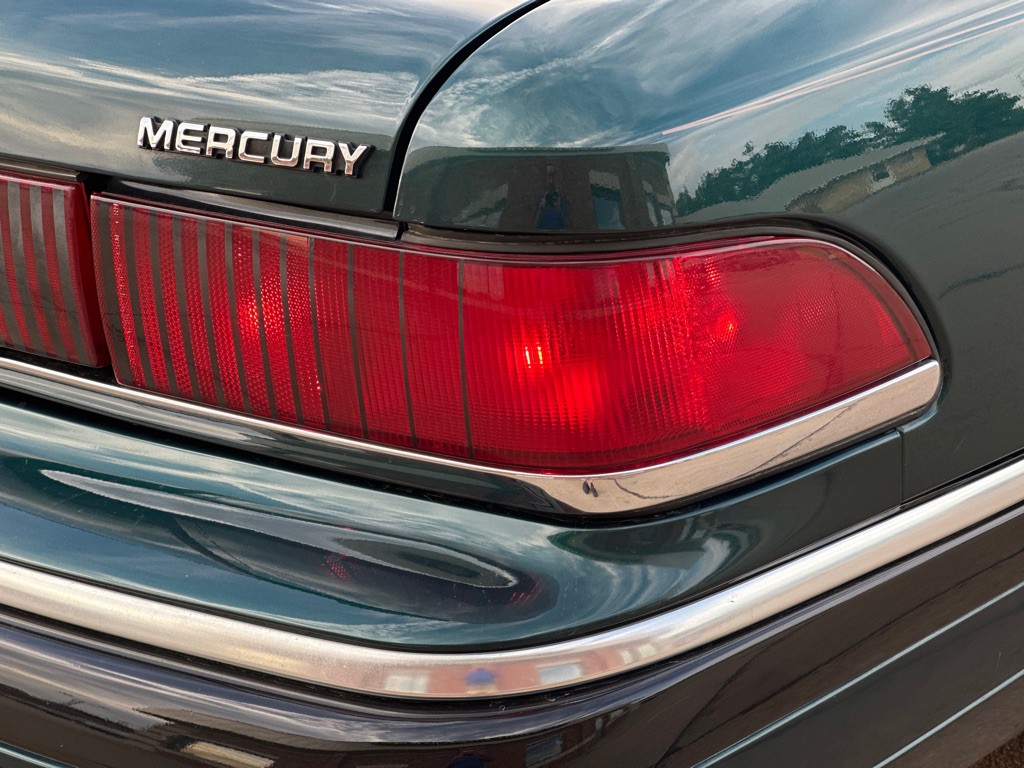 1993 Mercury Grand Marquis Image 6