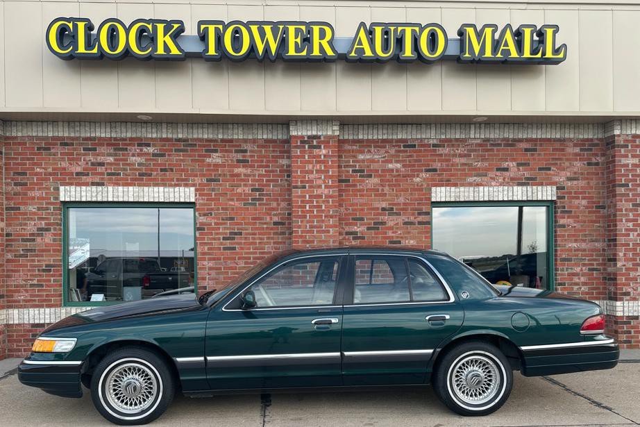 1993 Mercury Grand Marquis Image 8
