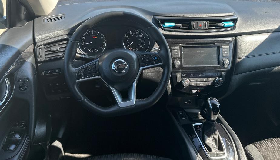 2020 Nissan Rogue Image 14