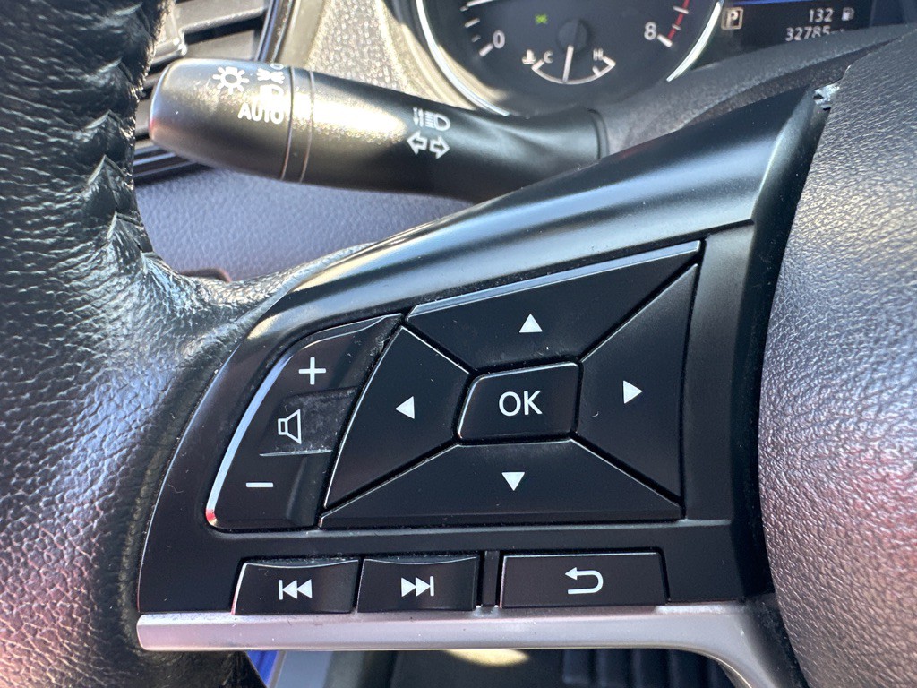 2020 Nissan Rogue Image 17