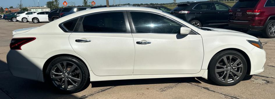 2018 Nissan Altima Image 3