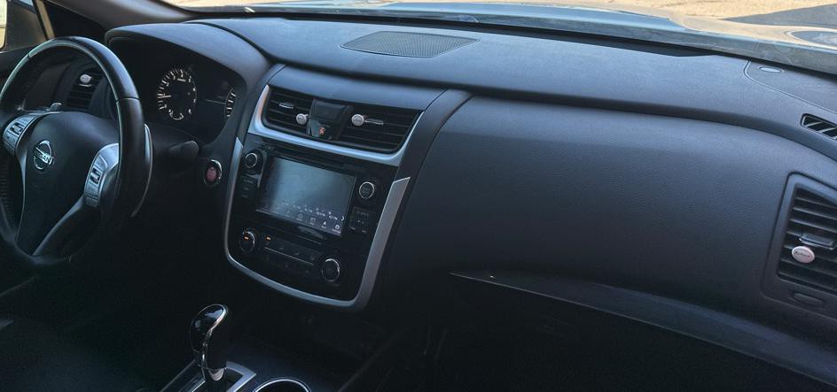 2018 Nissan Altima Image 6