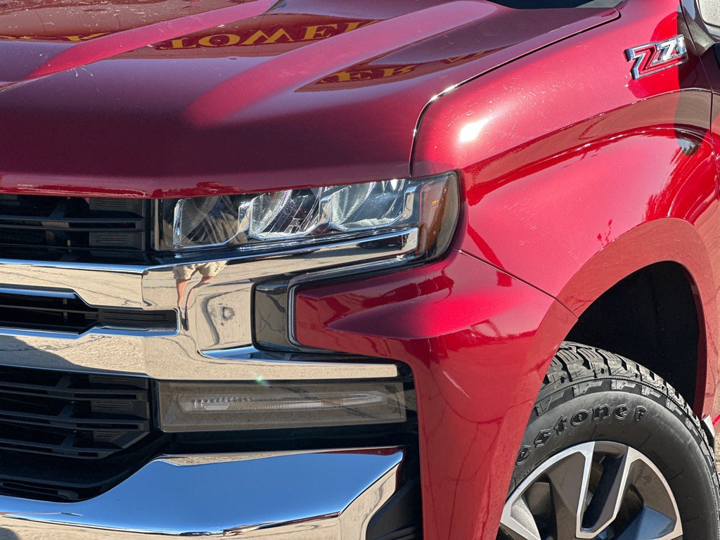 2021 Chevrolet Silverado 1500 Image 2