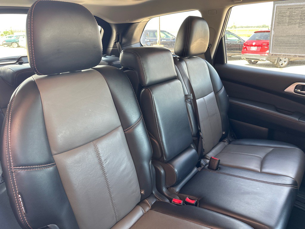 2019 Nissan Pathfinder Image 13