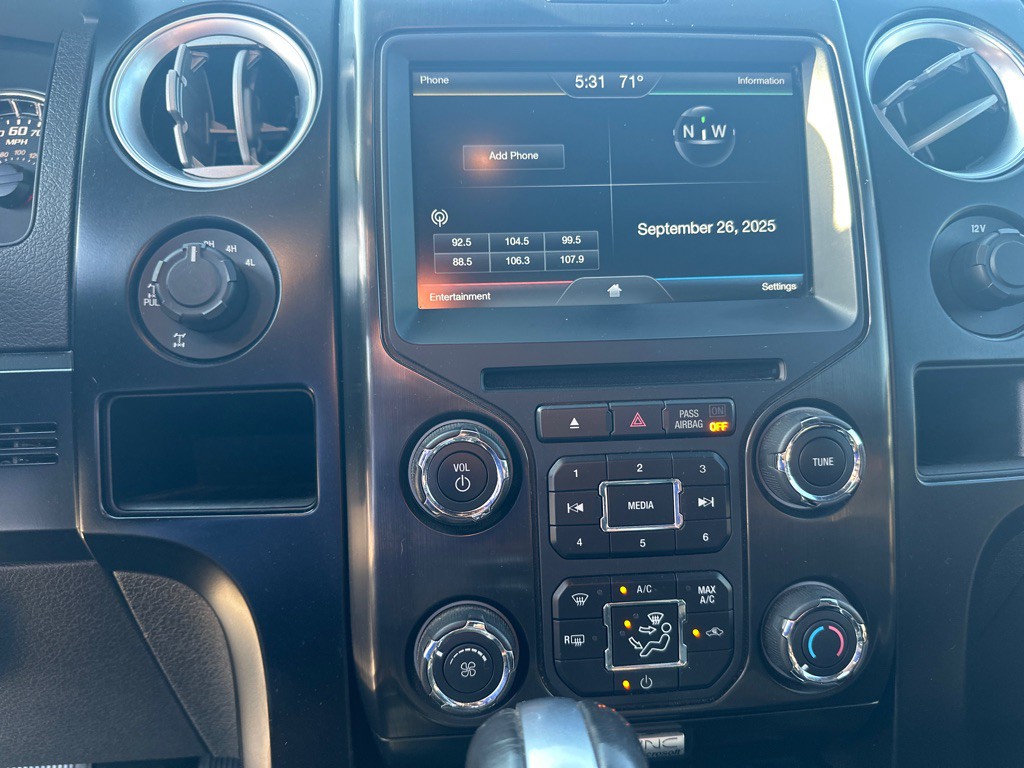2014 Ford F-150 Image 17