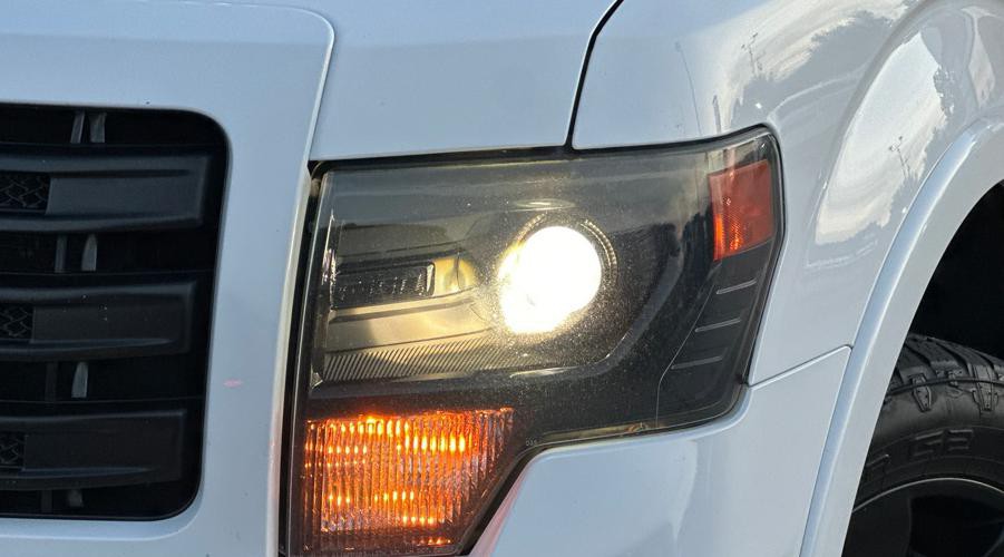 2014 Ford F-150 Image 2