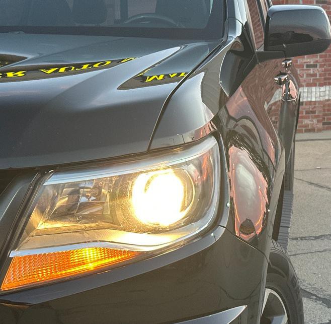 2017 Chevrolet Colorado Image 2