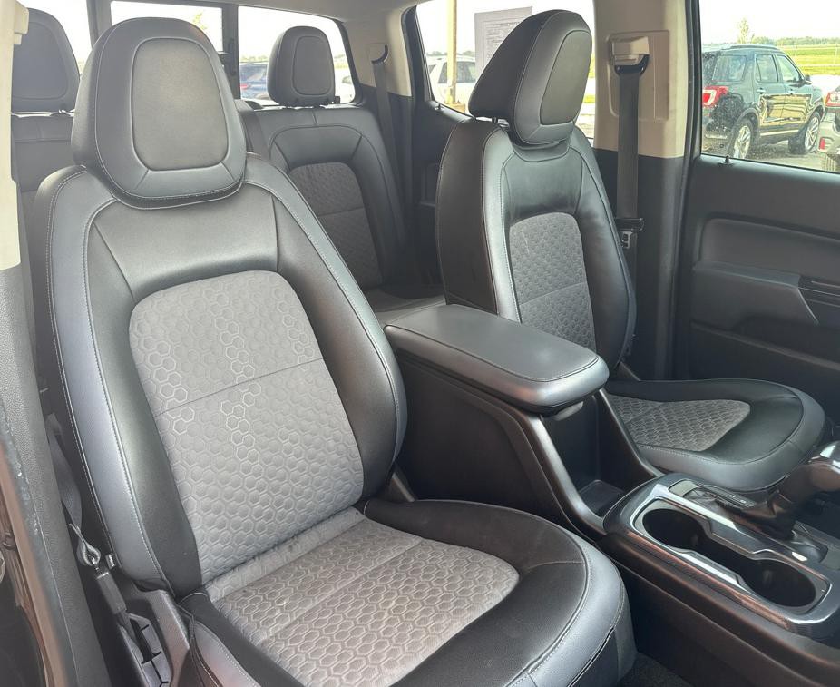 2017 Chevrolet Colorado Image 12