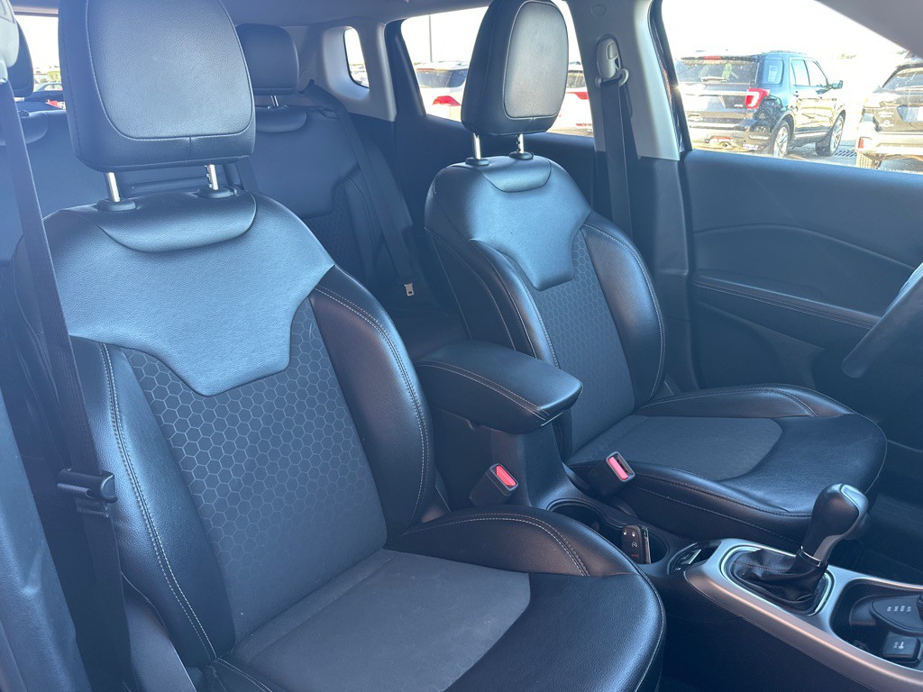 2018 Jeep Compass Image 8