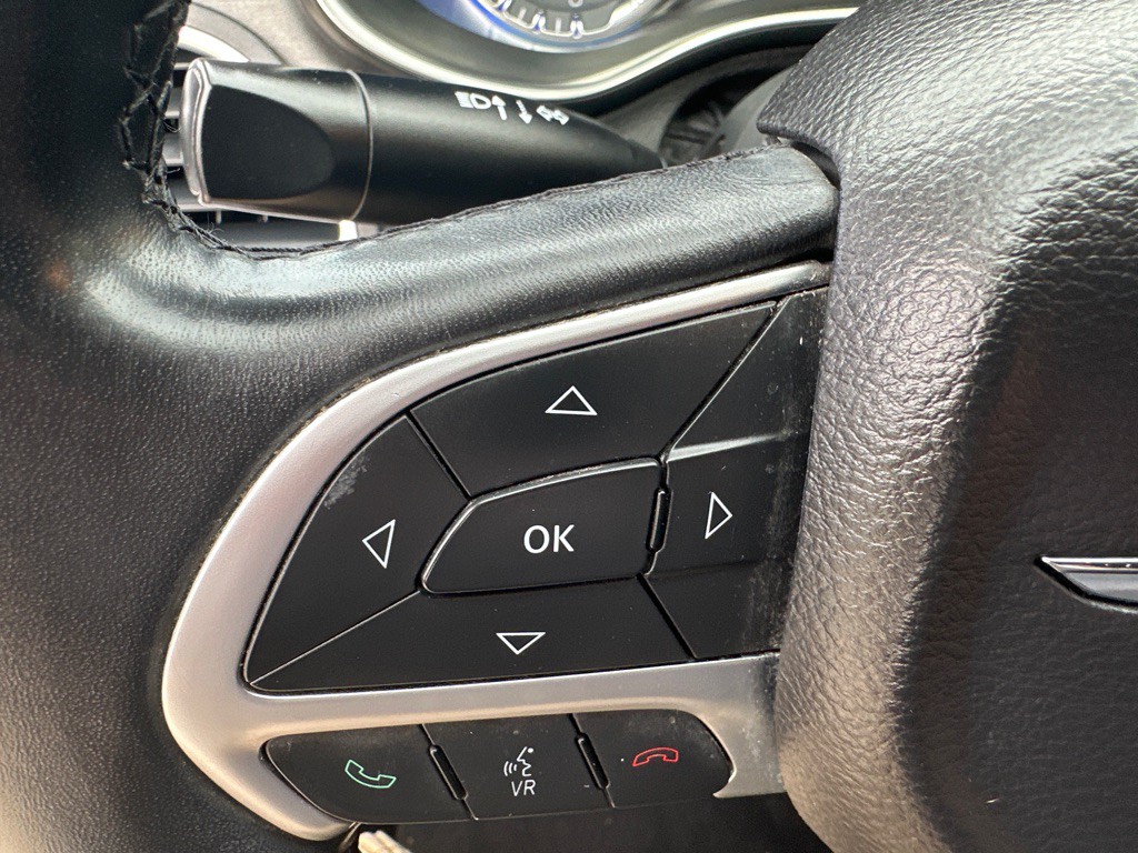 2015 Chrysler 200 Image 20