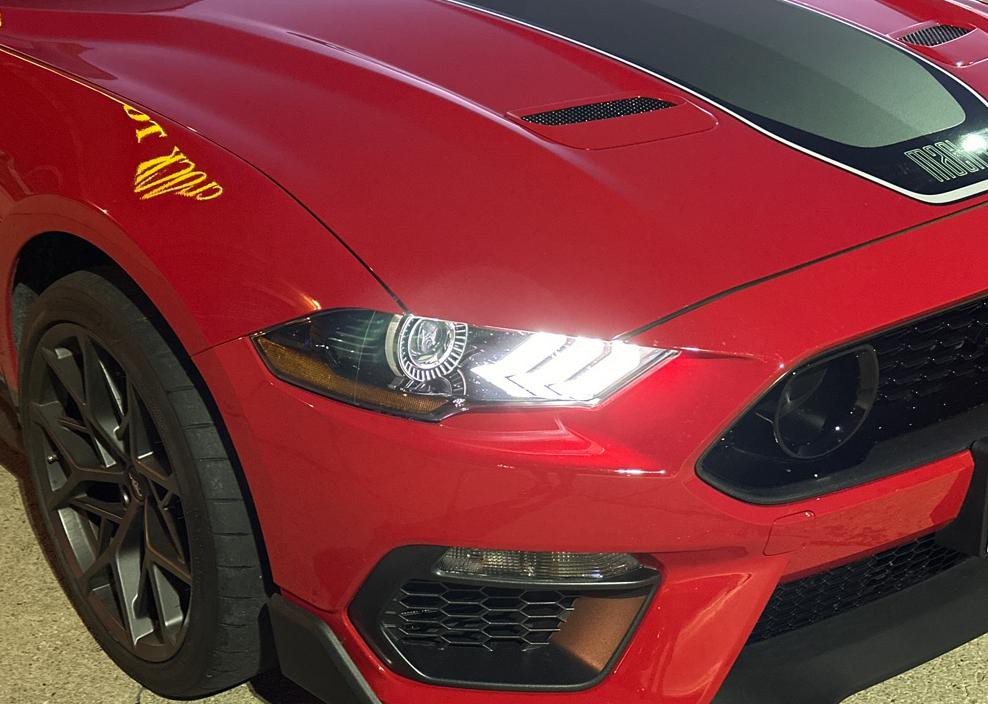 2021 Ford Mustang Image 6