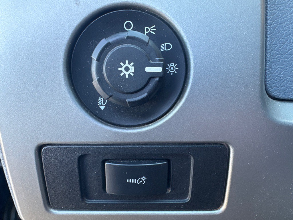 2013 Ford F-150 Image 18