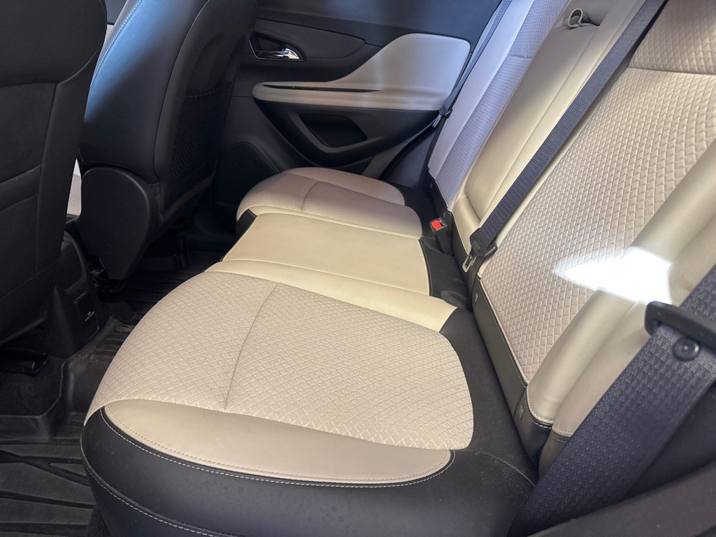 2019 Buick Enclave Image 16