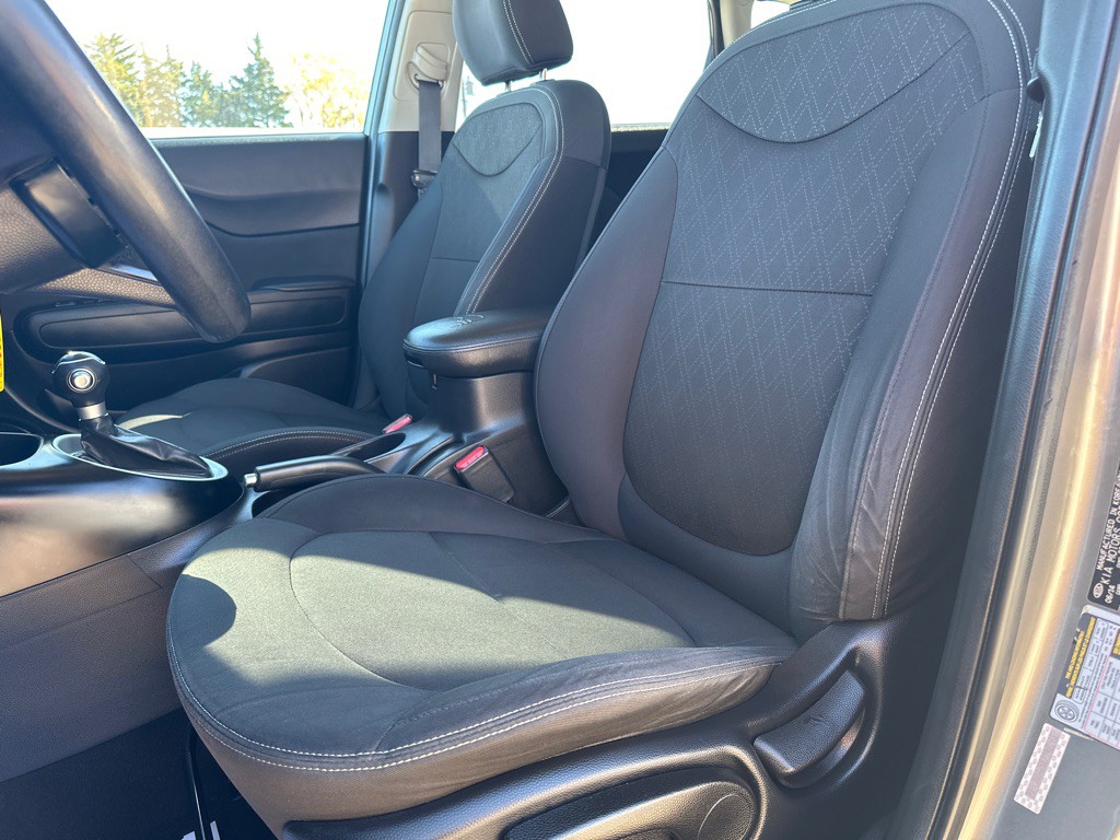 2014 Kia Soul Image 16