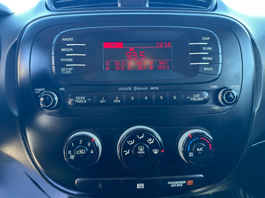 2014 Kia Soul Image 19