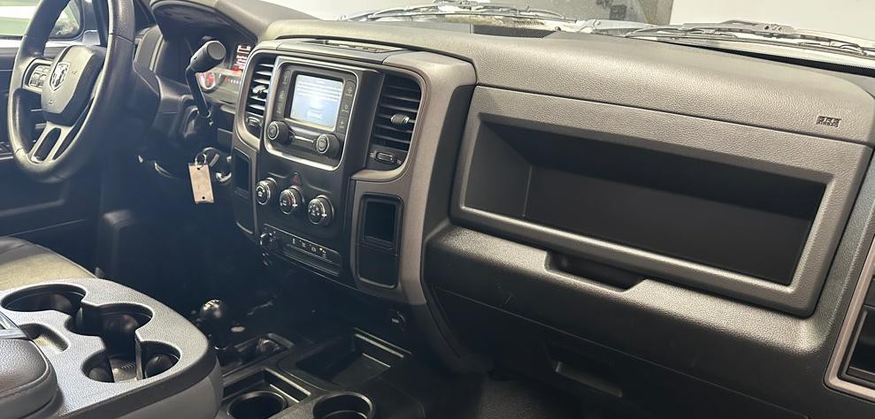 2017 RAM 3500 Image 9