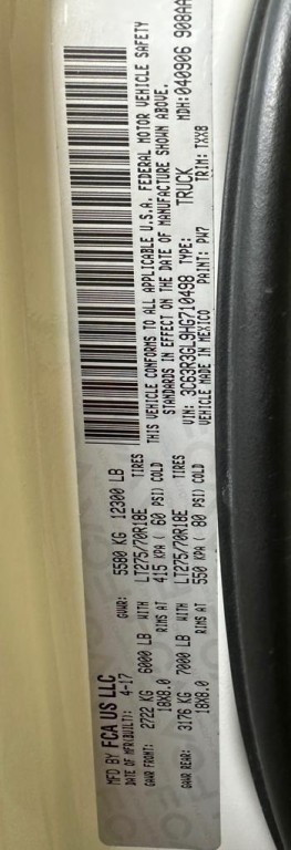 2017 RAM 3500 Image 27