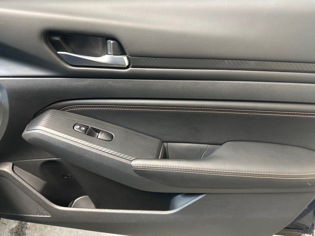 2022 Nissan Altima Image 12