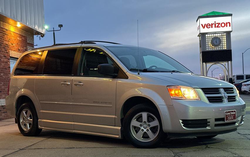 2010 Dodge Grand Caravan Image 3