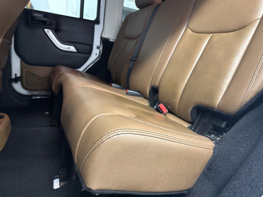 2015 Jeep Wrangler Unlimited Image 14