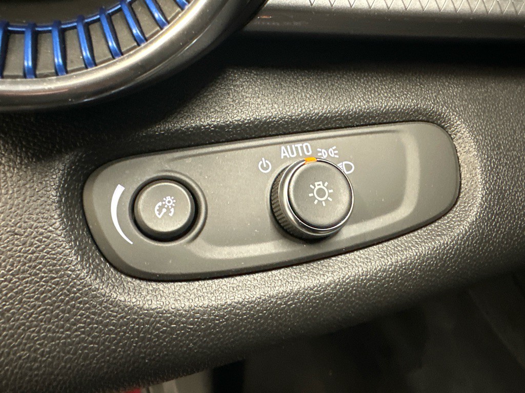 2025 Chevrolet Trax Image 24